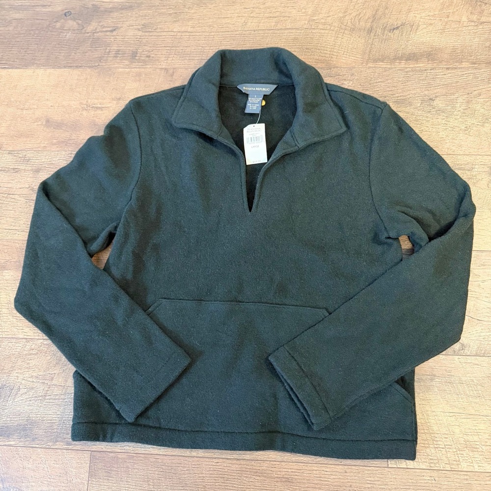 Banana Republic Women's Green V-Neck‎ Pullover Sweater Large